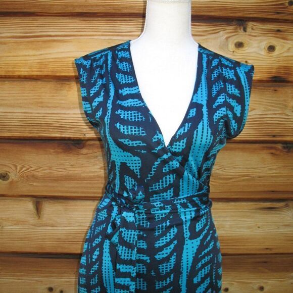 Tory Burch Silk Jersey Full Wrap Dress - Picture 4 of 10